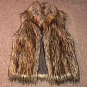 BB DAKOTA Faux Fur Vest